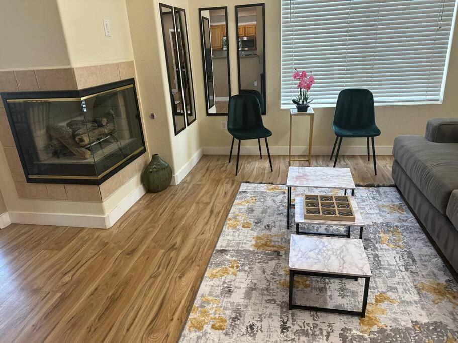 2Br Condo 15 Mins To Downtown Phoenix With Pool & Spa エクステリア 写真